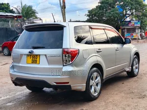Subaru Forester 2.0D X 2009 Silver