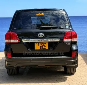 Toyota Land Cruiser 2009 Black