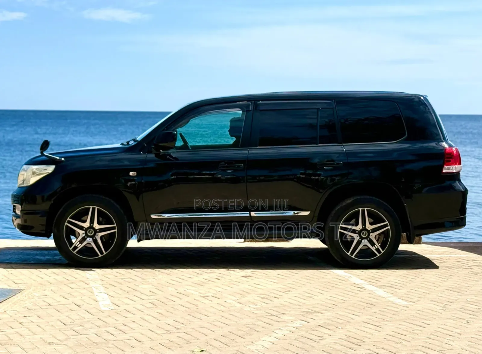 Toyota Land Cruiser 2009 Black