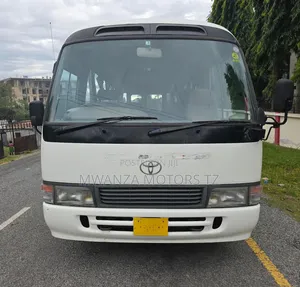 Toyota Coaster 2000 White