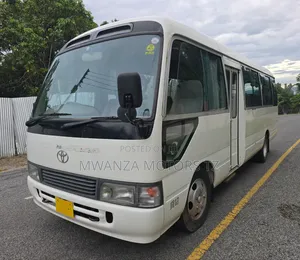 Toyota Coaster 2000 White