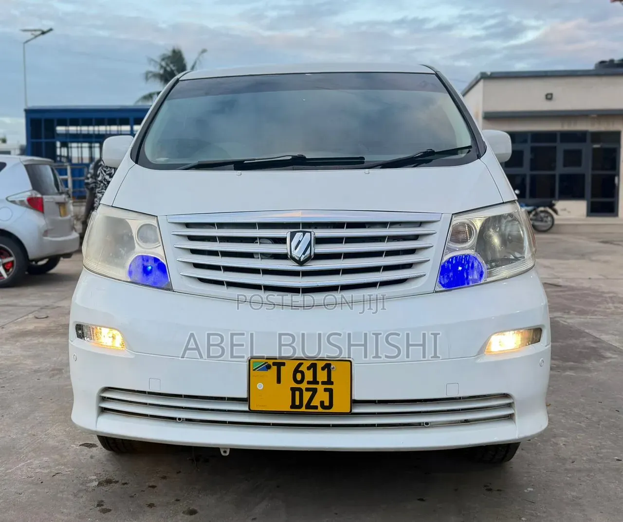Toyota Alphard 3.5 Petrol FWD 2018 White