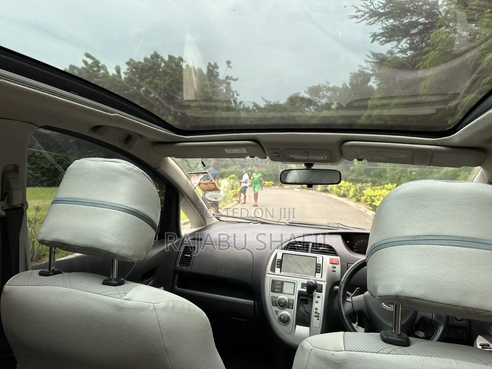 Toyota Ractis 1.5 FWD 2007 Silver