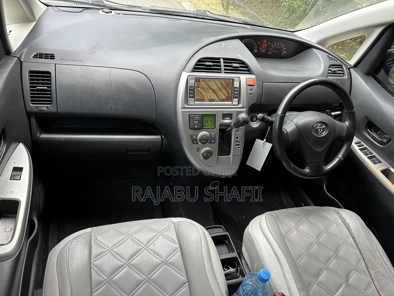 Toyota Ractis 1.5 FWD 2007 Silver