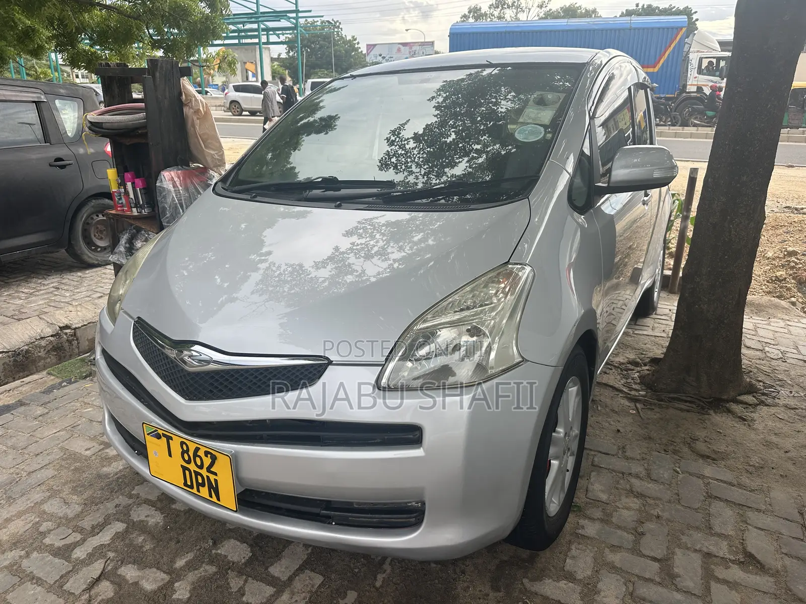Toyota Ractis 1.5 FWD 2007 Silver