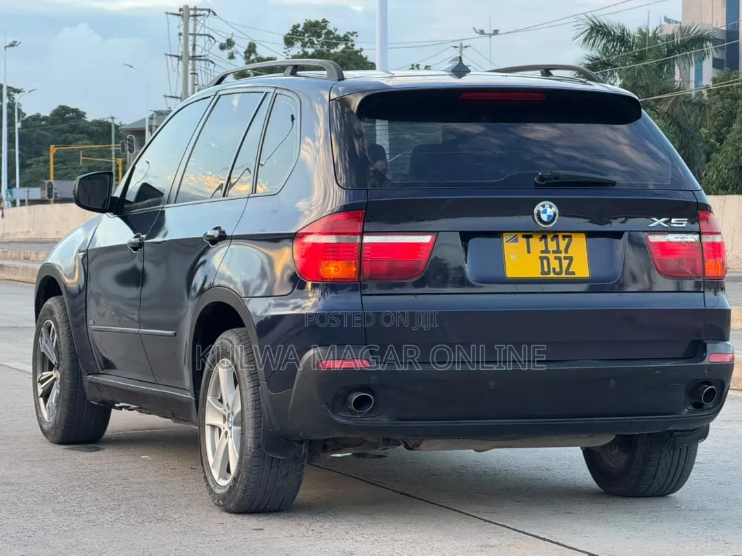 BMW X5 2010 Black