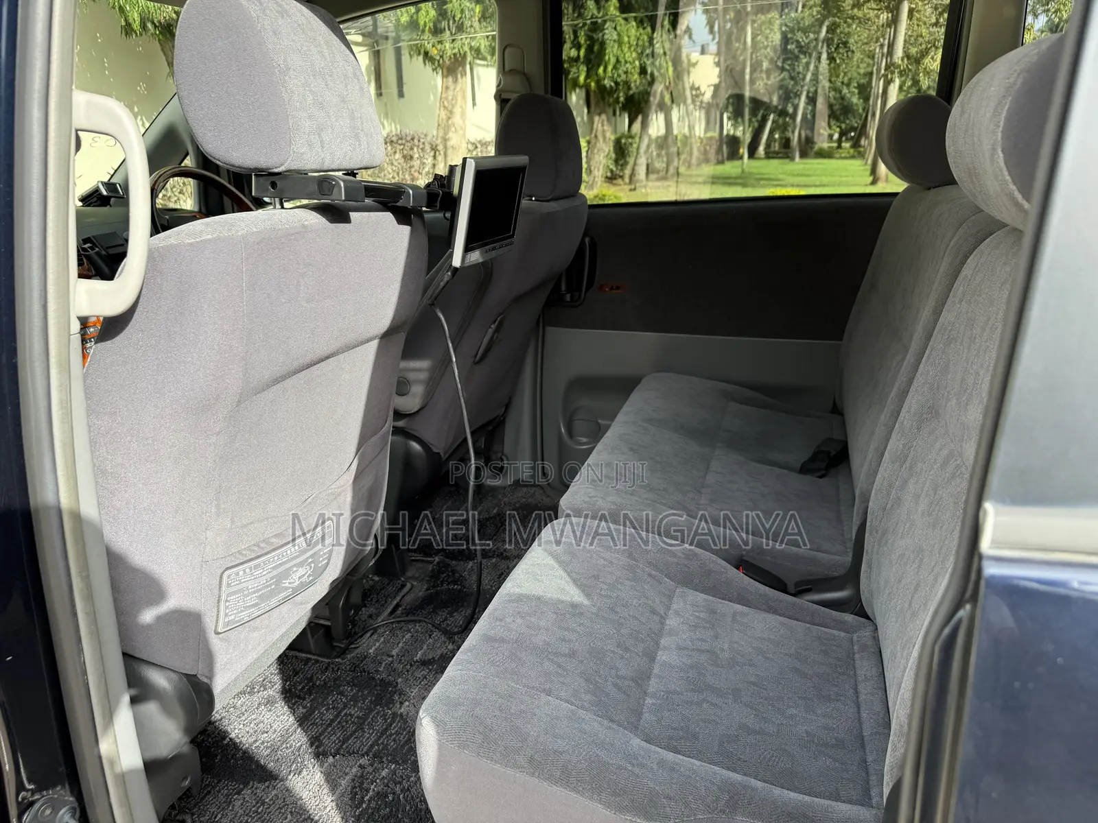 Toyota Noah 2004 Black