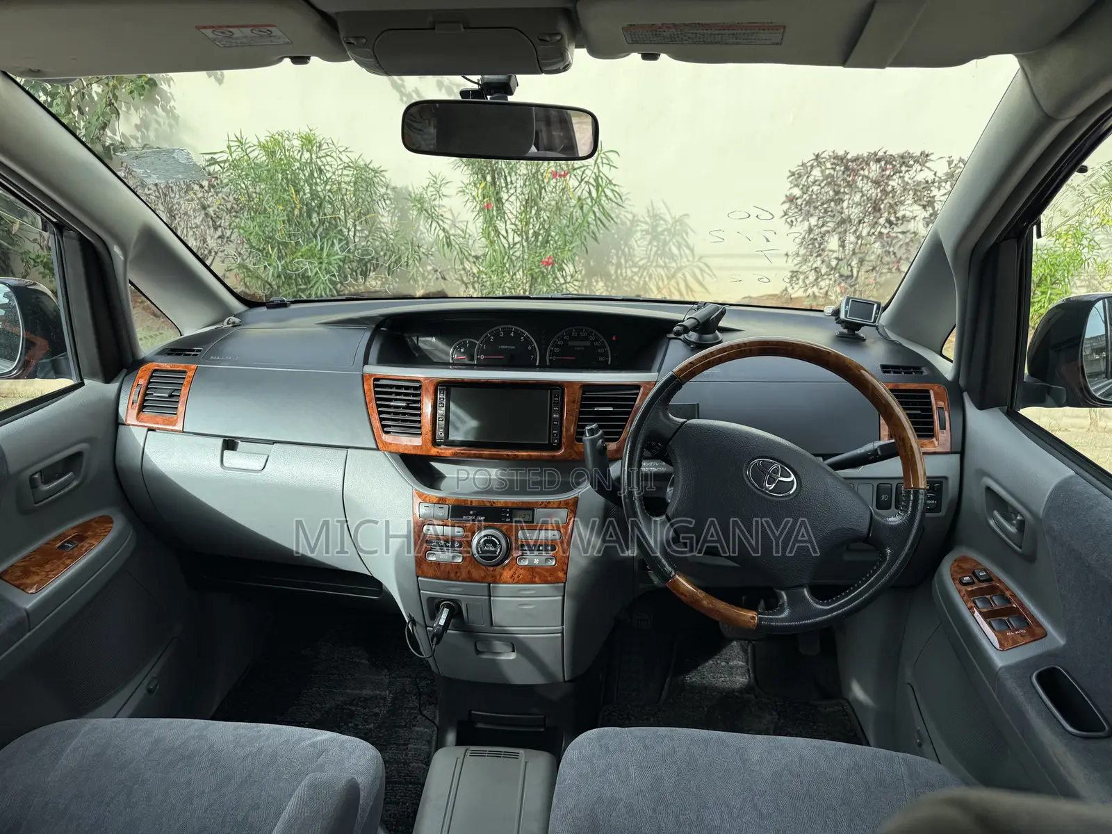 Toyota Noah 2004 Black