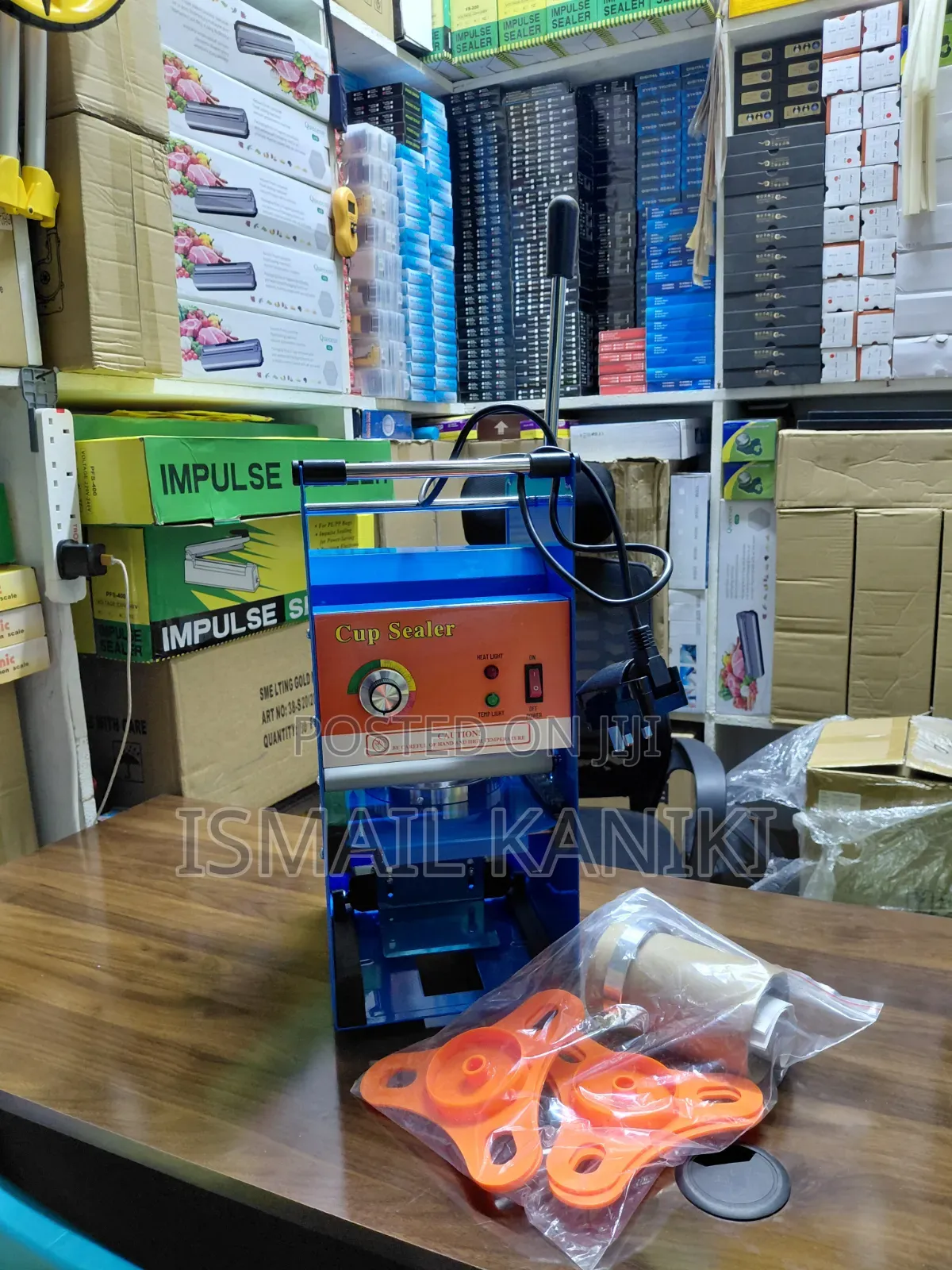 Cup Sealer Machine