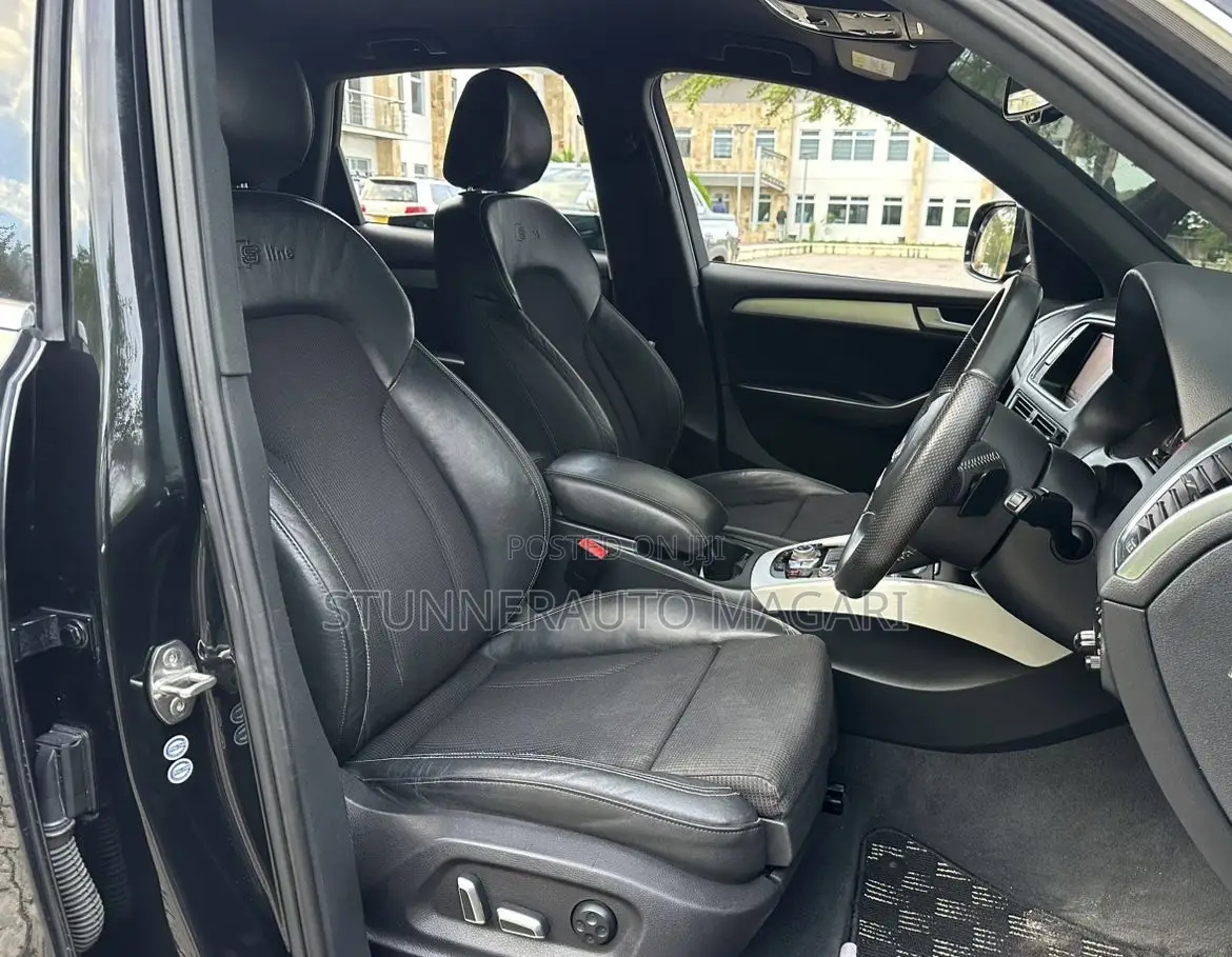 Audi Q5 2012 Black
