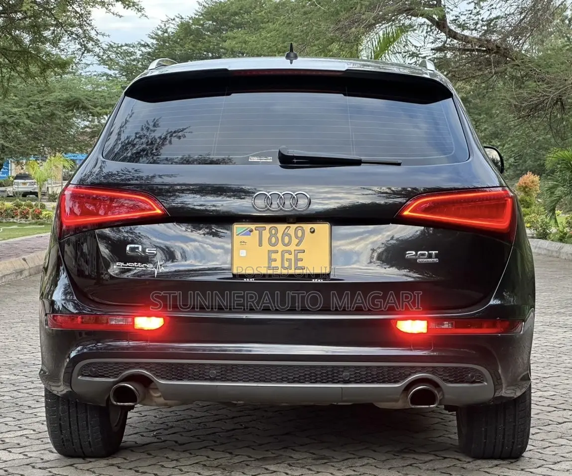 Audi Q5 2012 Black