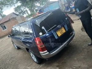 Toyota Succeed 2004 Blue