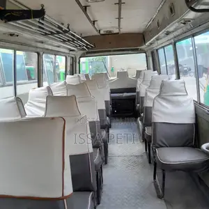 Toyota Coaster 1991 Red