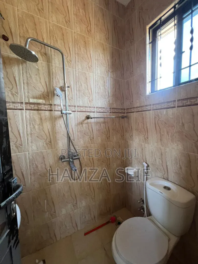 2bdrm House in Tabata for rent