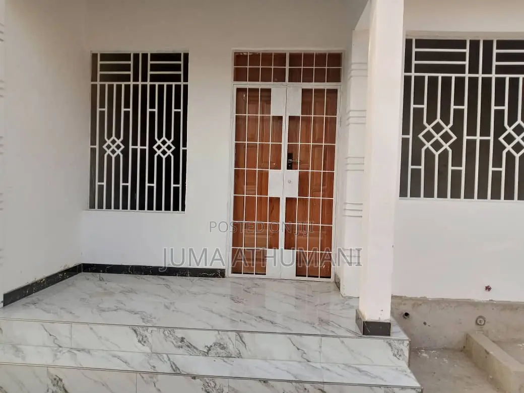 3bdrm Apartment in Tangasisi for sale