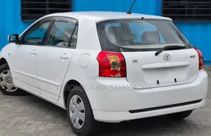 Toyota Corolla RunX 2006 White