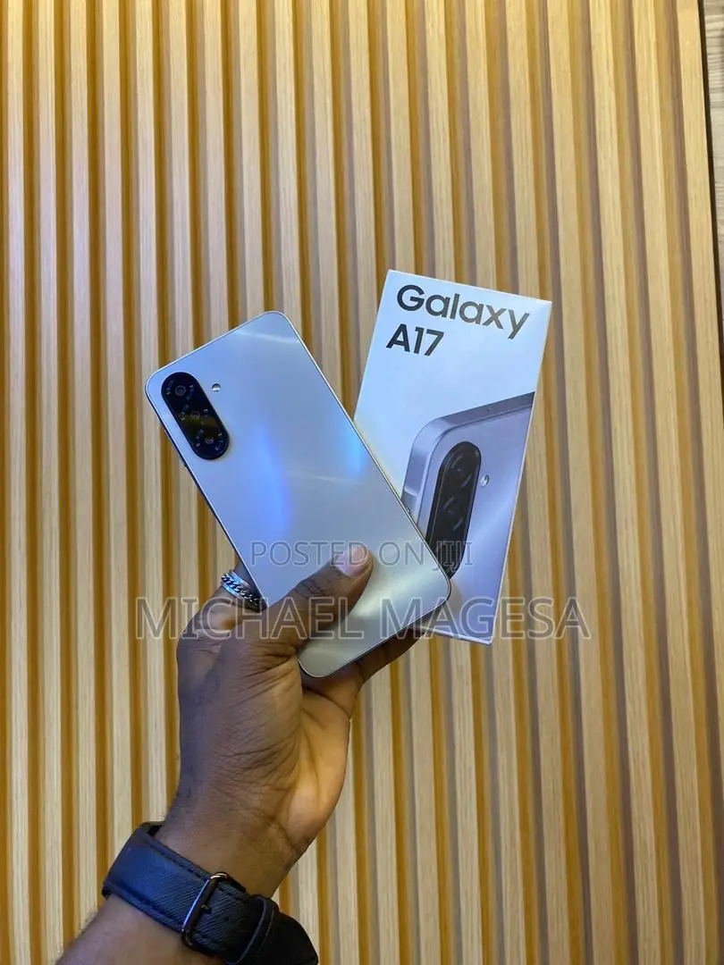 New Samsung Galaxy A17 128 GB Silver