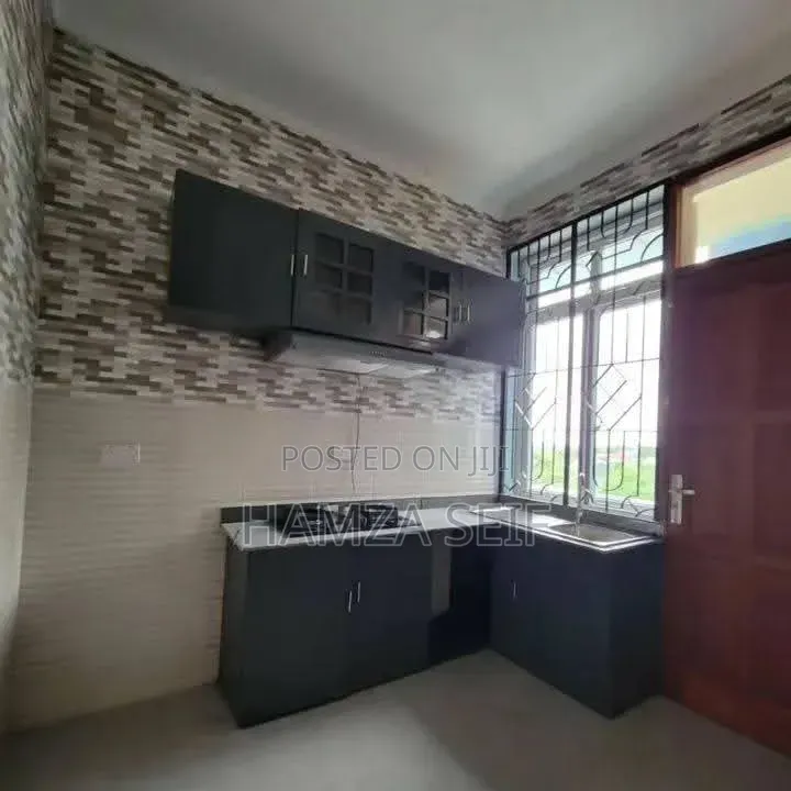 2bdrm House in Mikocheni for rent