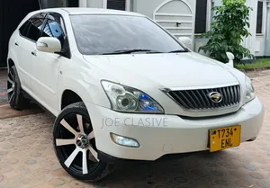 Toyota Harrier 2.4 4WD 2010 White