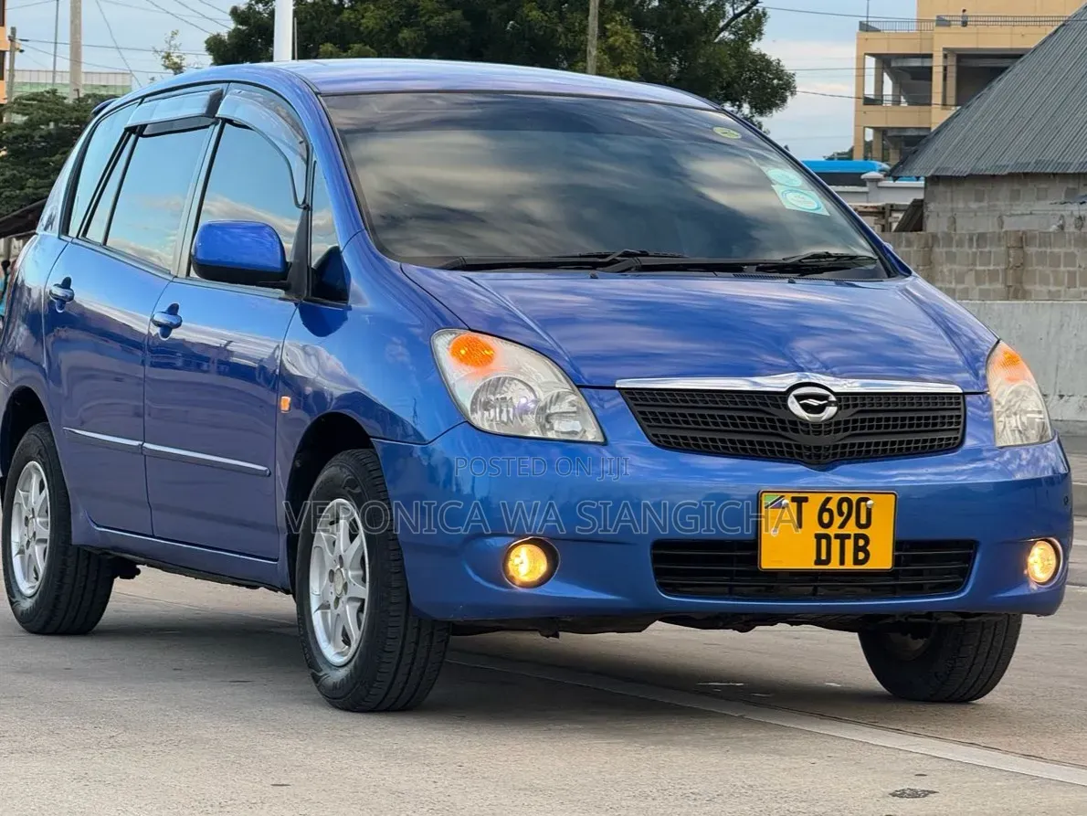 Toyota Corolla Spacio 2004 Blue