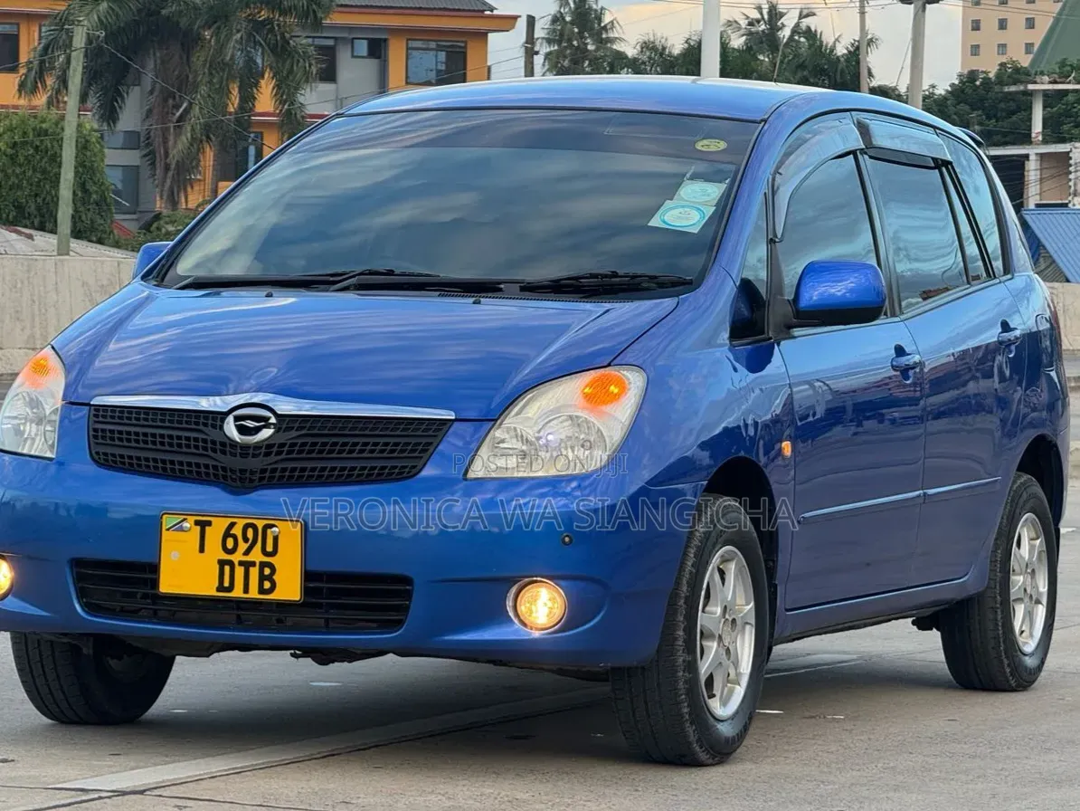 Toyota Corolla Spacio 2004 Blue