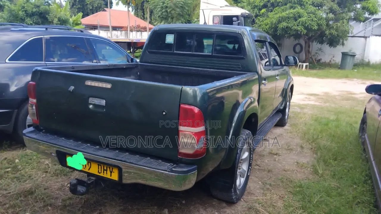 Toyota Hilux 2014