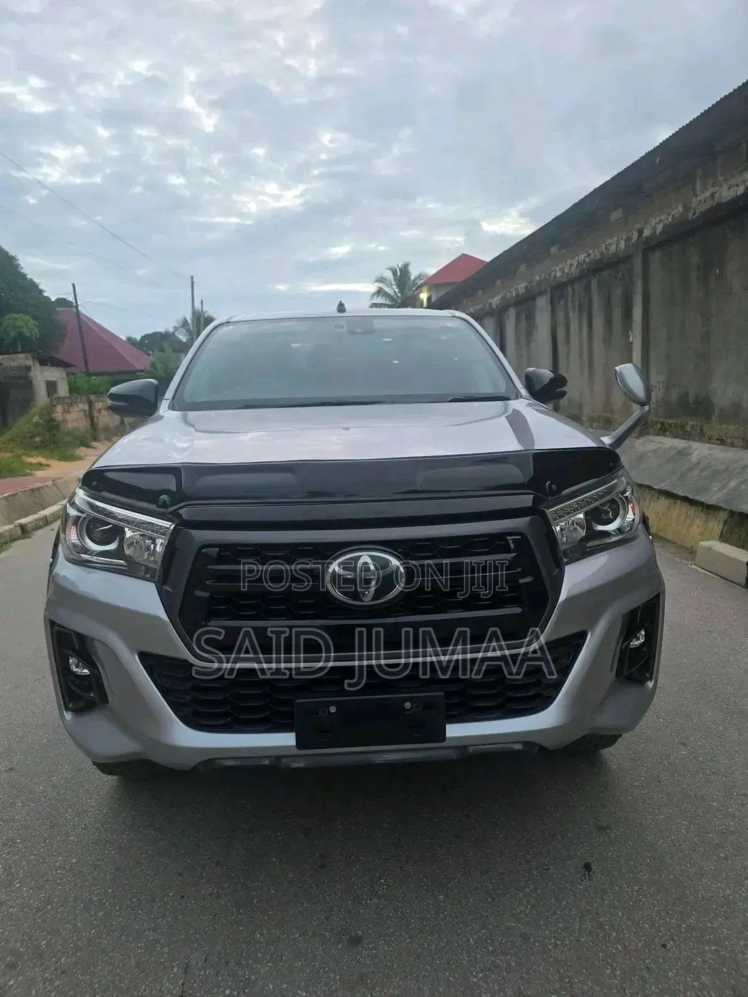 Toyota Hilux 2019 Gray