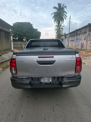 Toyota Hilux 2019 Gray