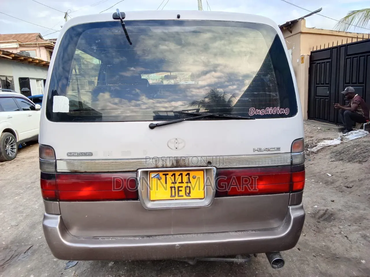 Toyota HiAce 2006 White