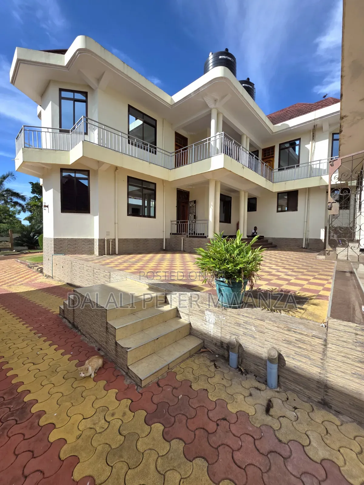 5bdrm Apartment in Rock City, Ilemela Ward for sale