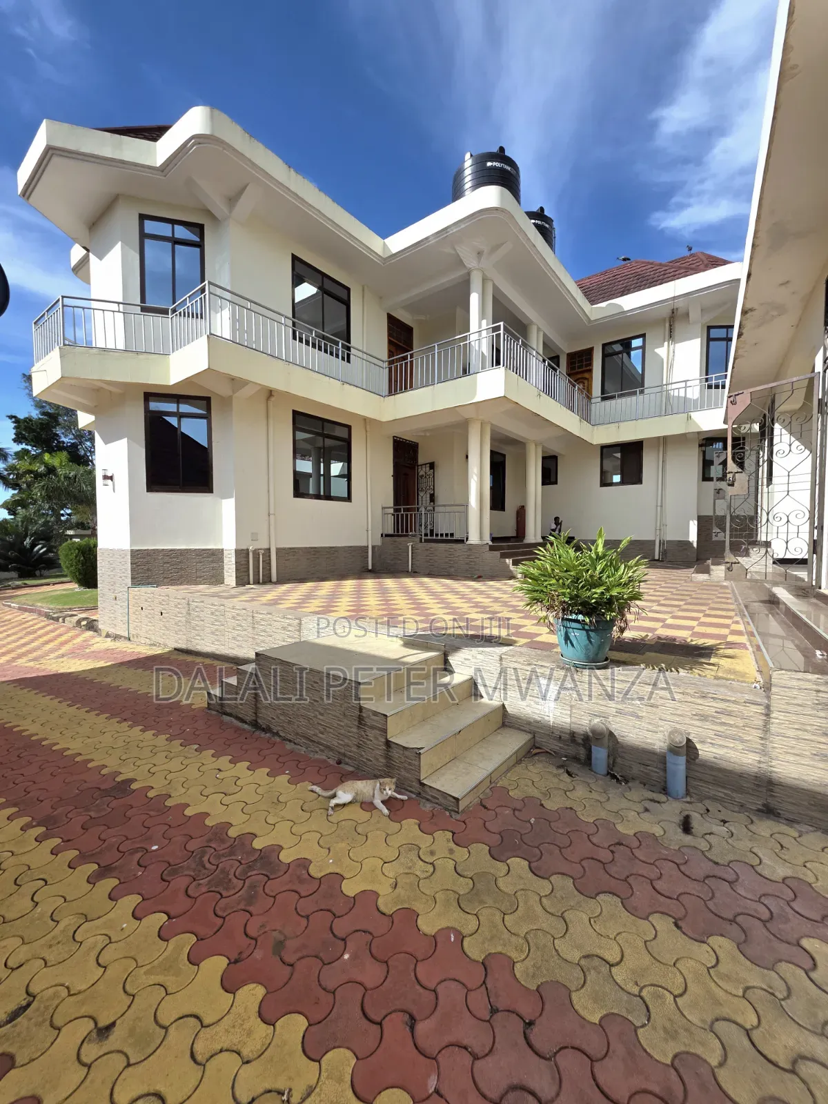 5bdrm Apartment in Rock City, Ilemela Ward for sale