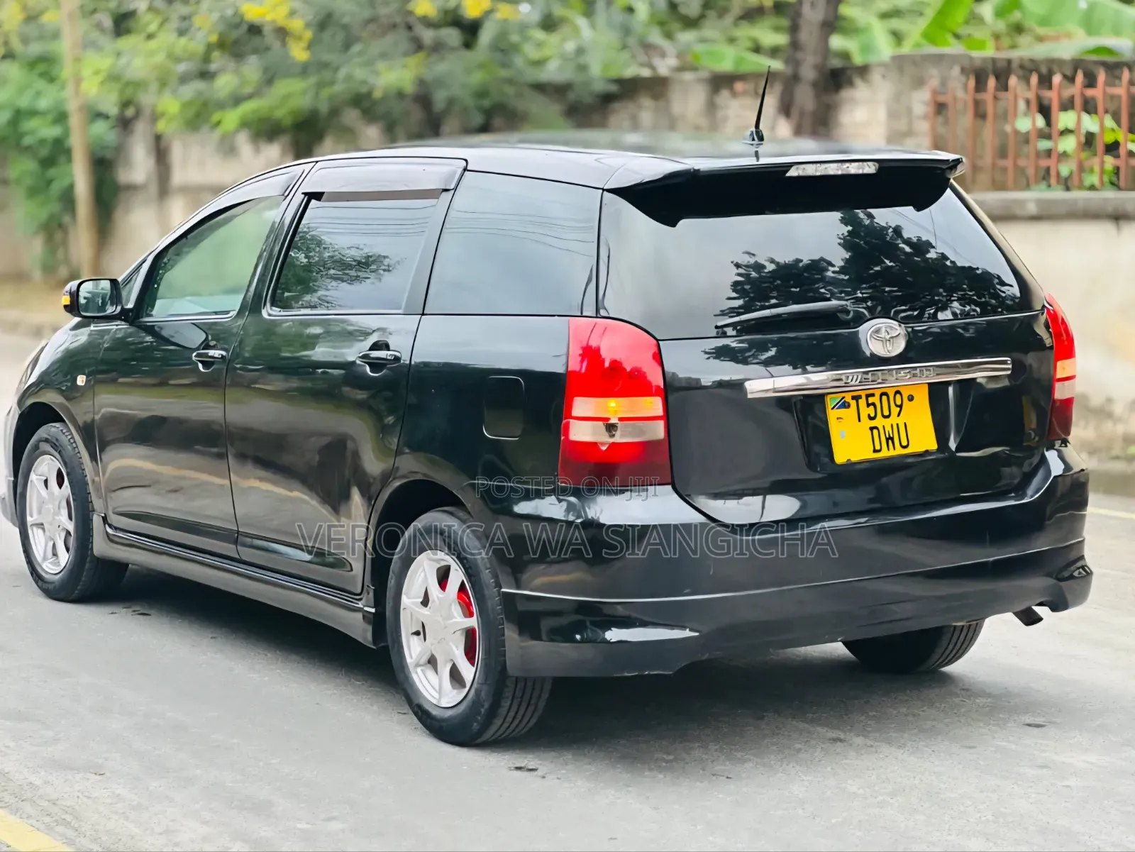 Toyota Wish 2005