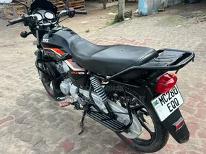 TVS HLX 125 2026 Black