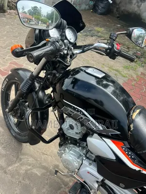 TVS HLX 125 2026 Black