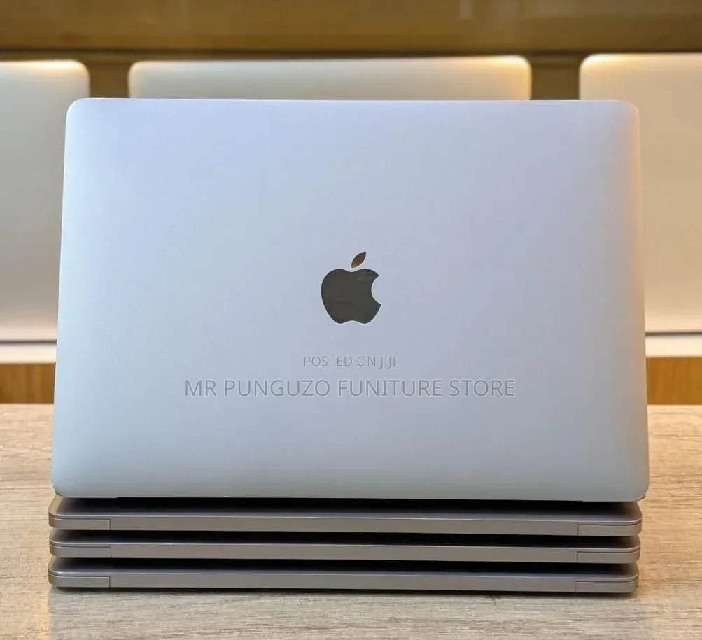 New Laptop Apple MacBook Air 2020 8GB Intel Core i3 SSD 256GB