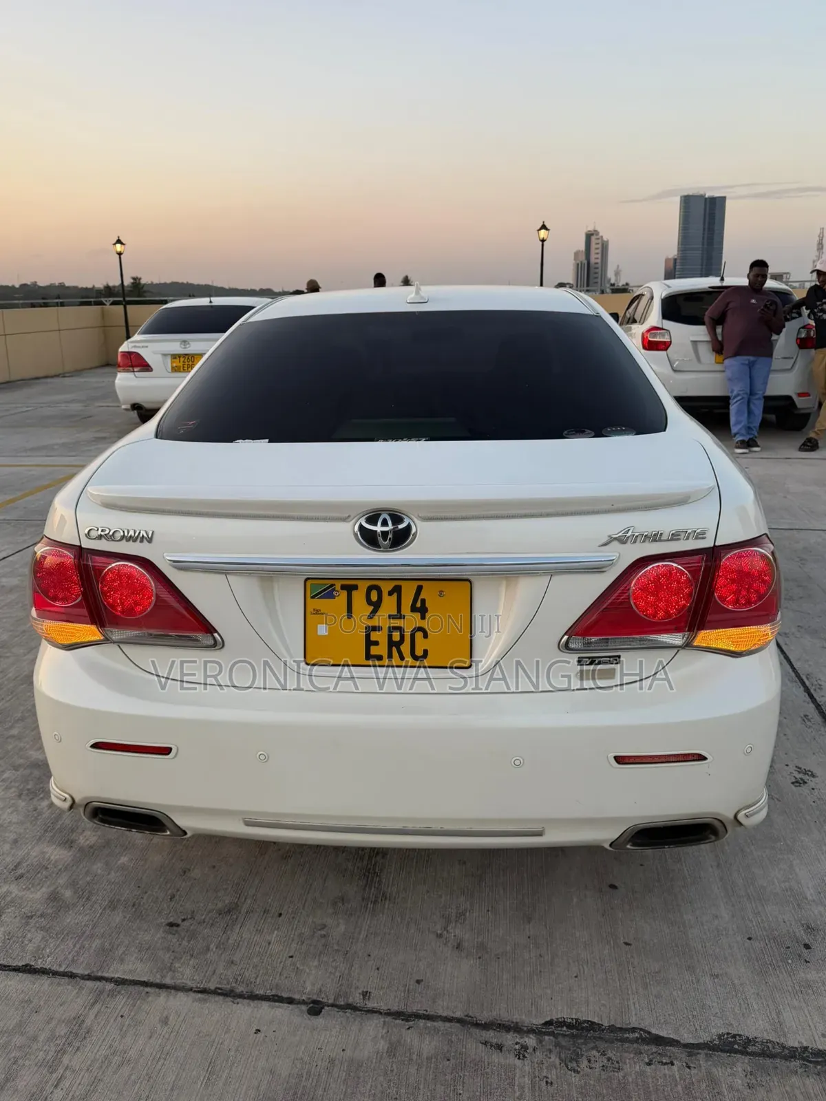Toyota Crown 2010 White