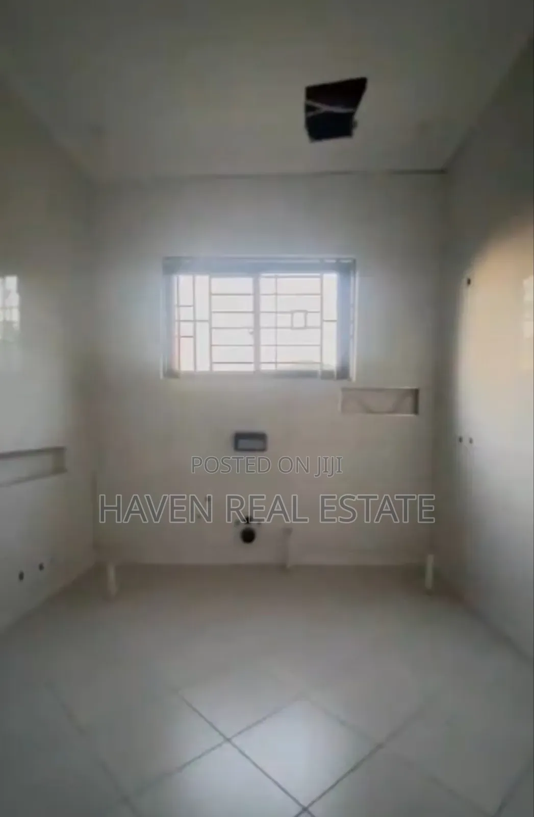 5bdrm House in Kinondoni for sale