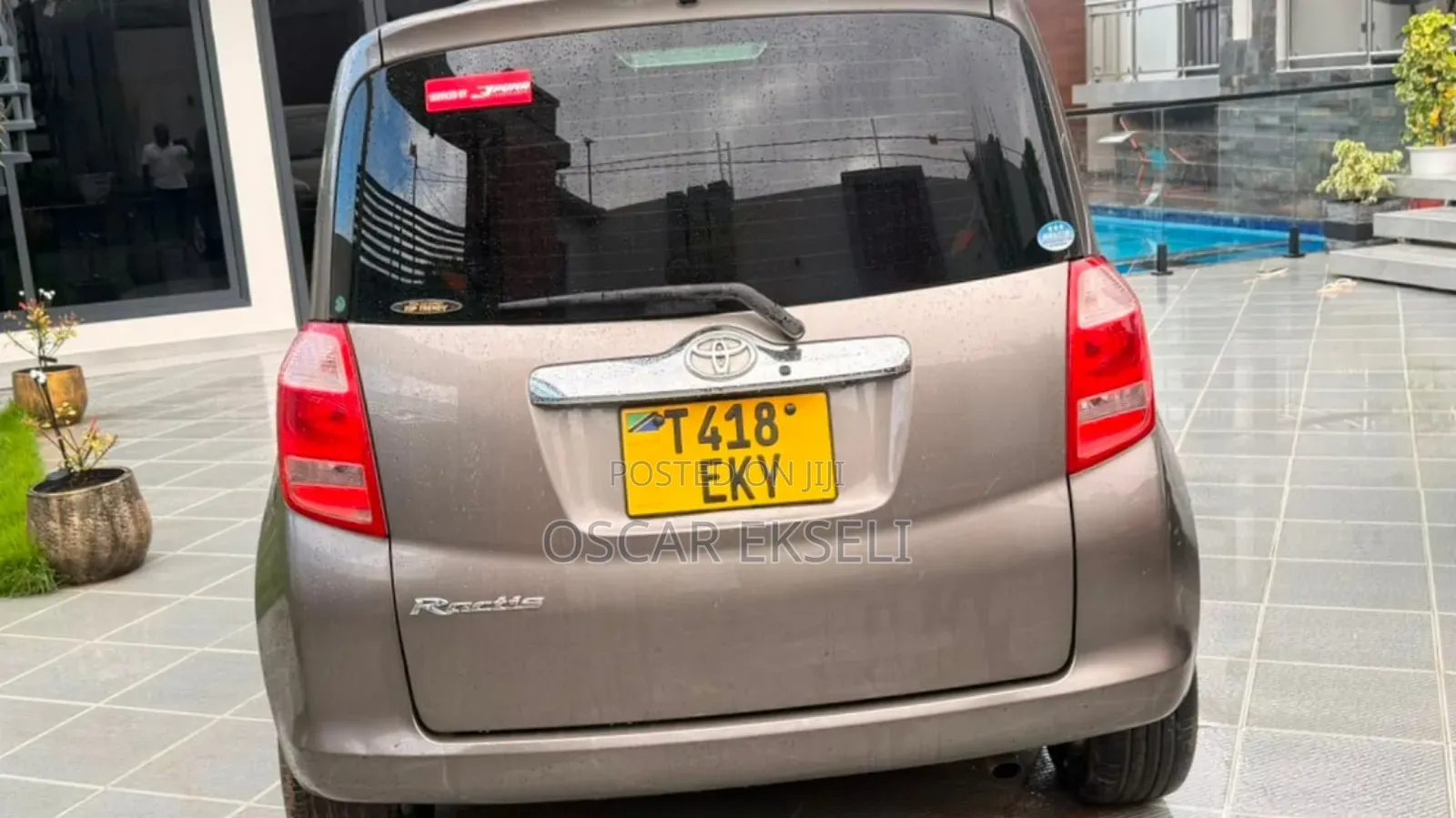 Toyota Ractis 2006 Gray