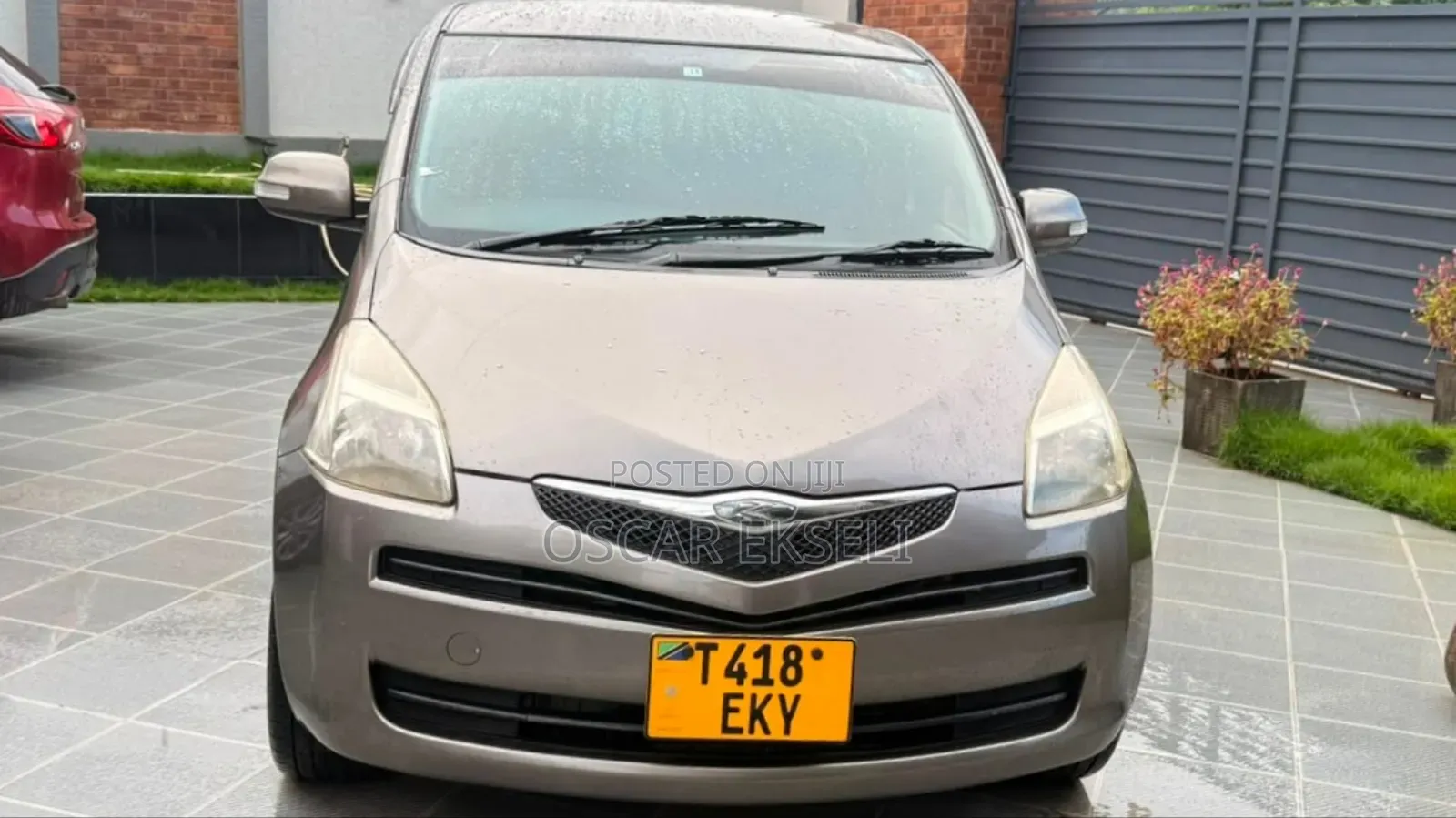 Toyota Ractis 2006 Gray