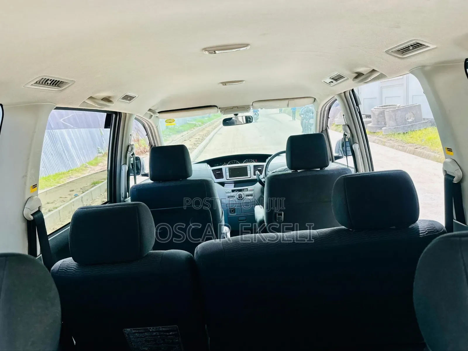 Toyota Noah 2008 Gold