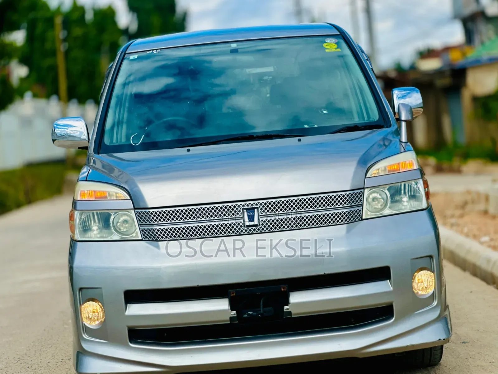 Toyota Noah 2008 Gold