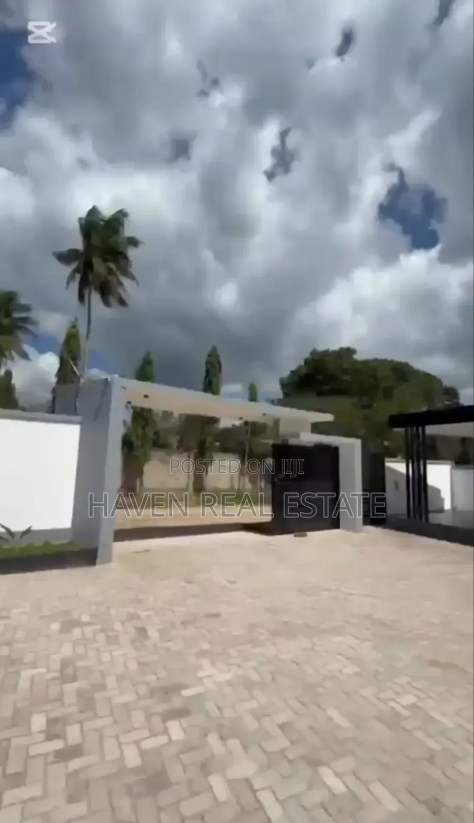 4bdrm House in Goba for sale