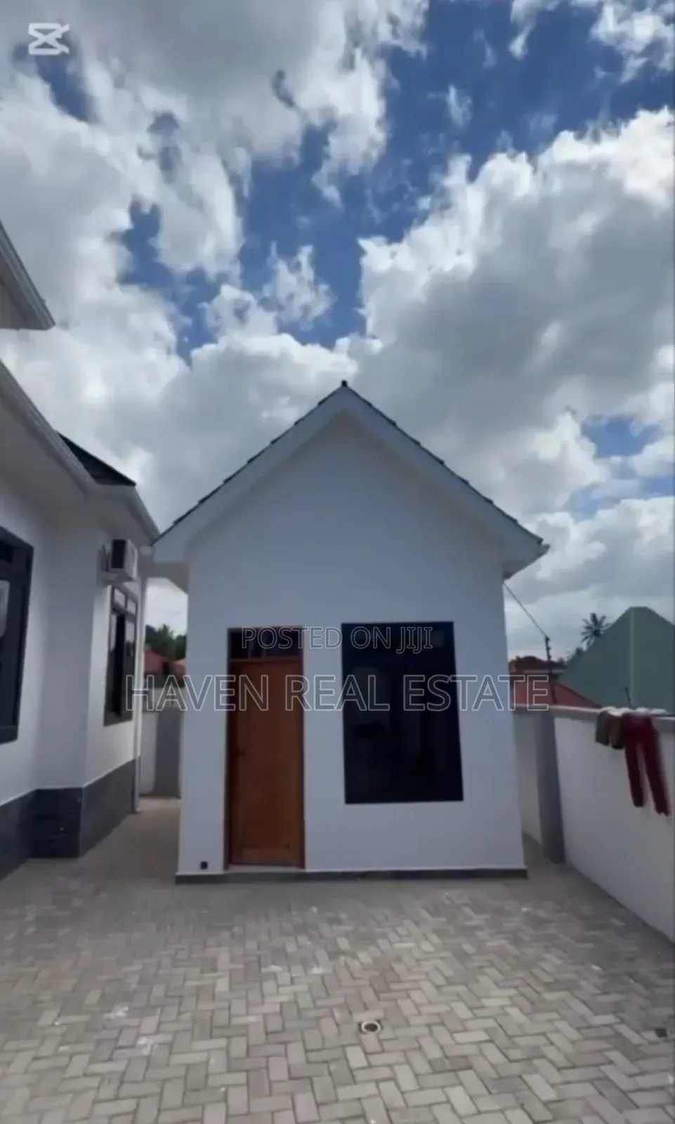 4bdrm House in Goba for sale
