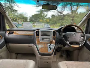 Toyota Alphard 2.4 Petrol FWD 2007 Black