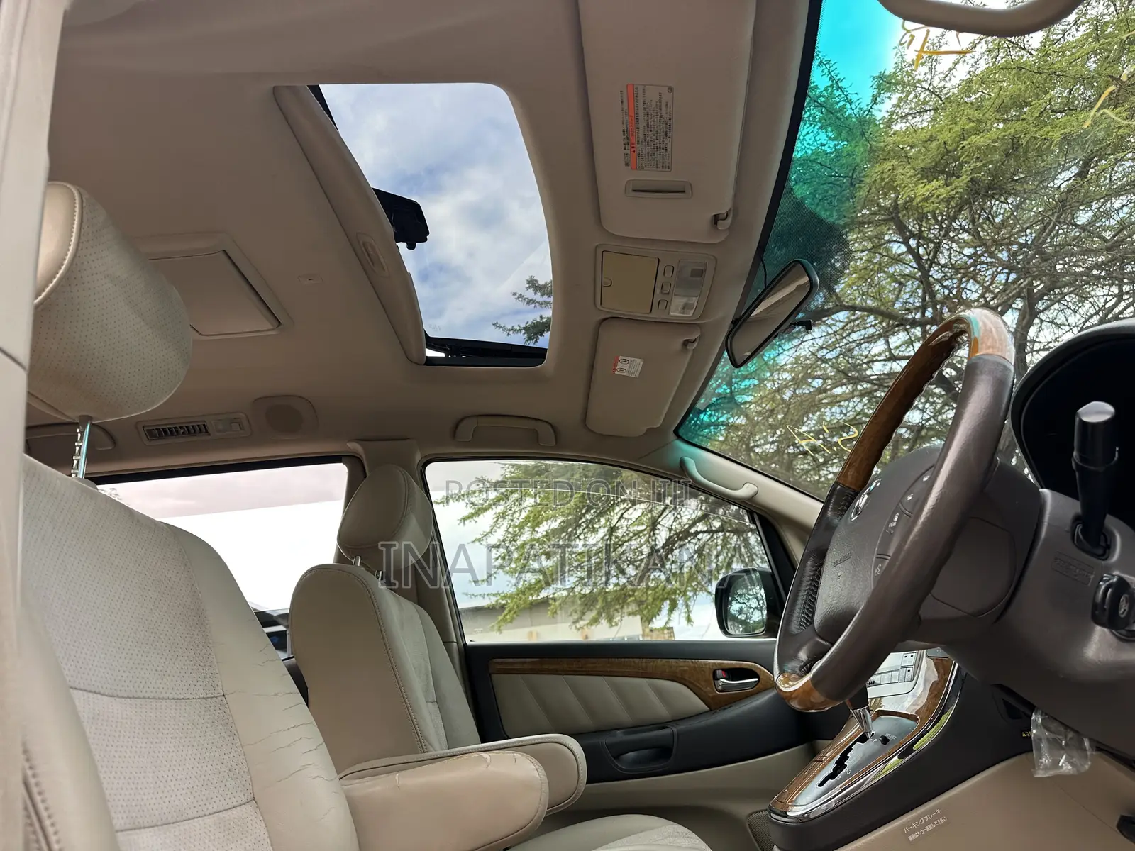 Toyota Alphard 2.4 Petrol FWD 2007 Black