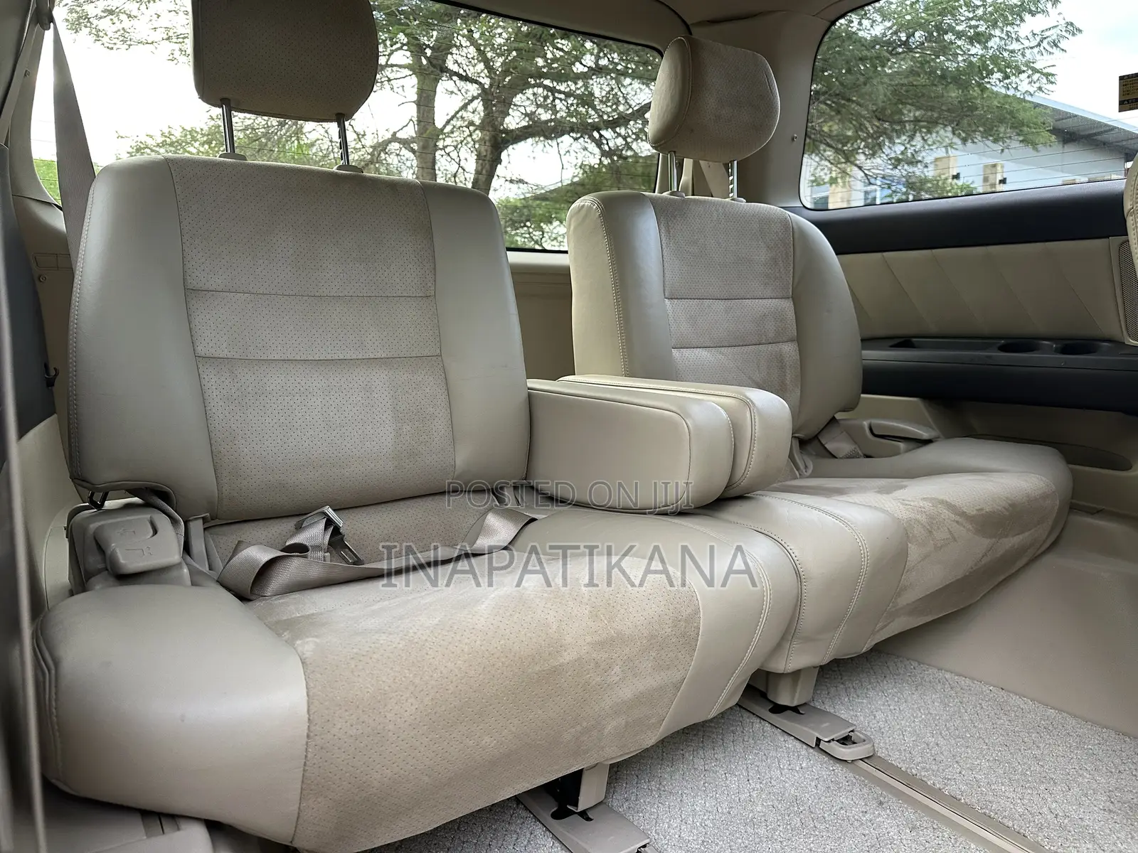 Toyota Alphard 2.4 Petrol FWD 2007 Black