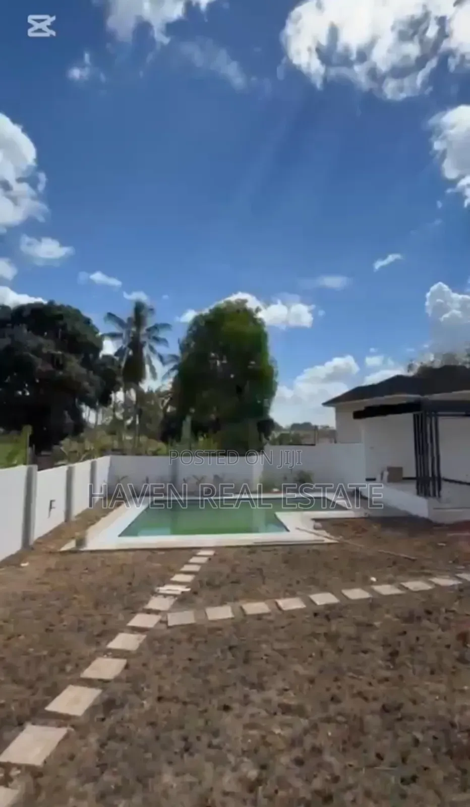 3bdrm House in Goba for sale