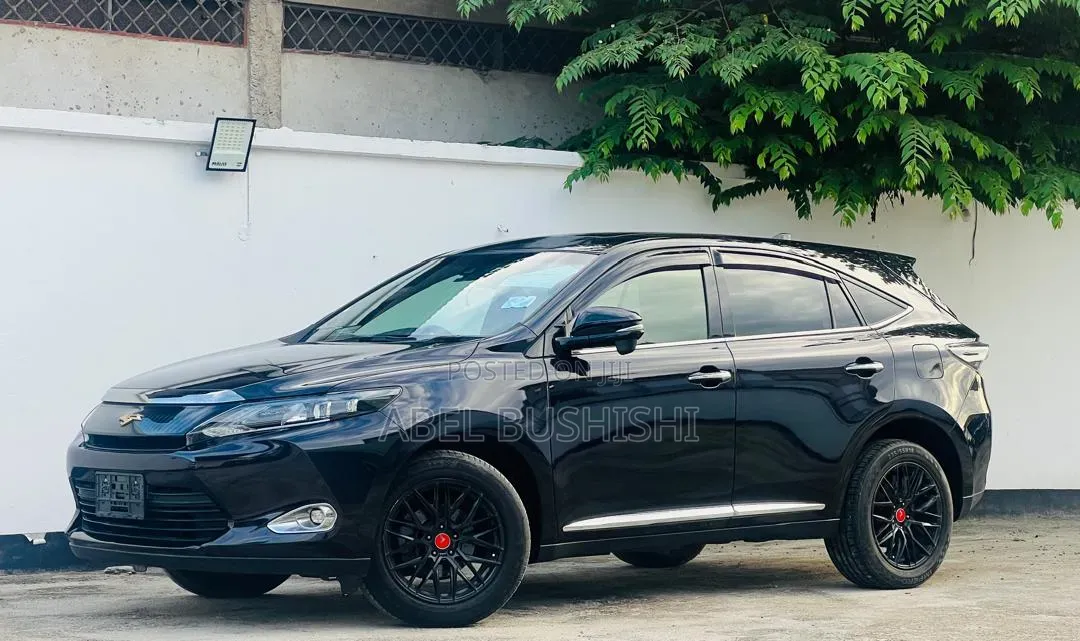 Toyota Harrier 2.5 Hybrid GR Sport 2019 Black