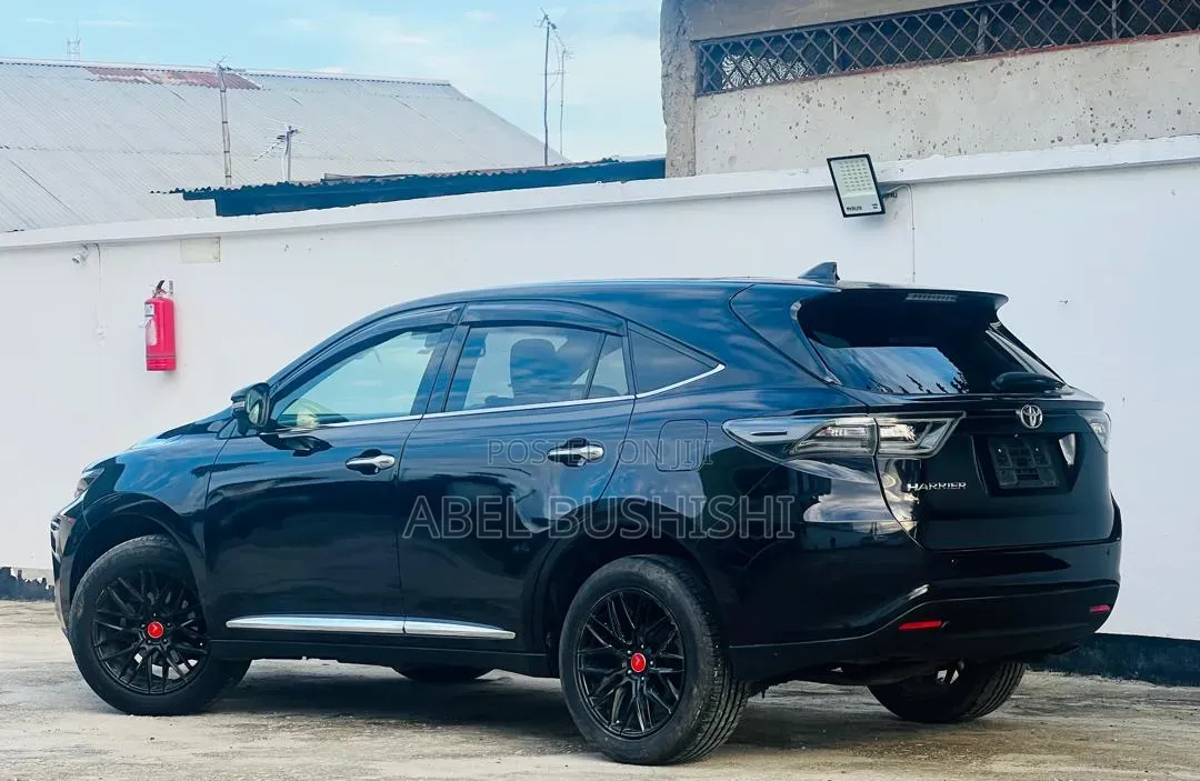 Toyota Harrier 2.5 Hybrid GR Sport 2019 Black