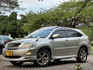 Toyota Harrier 3.3 Hybrid 4WD 2013 Silver